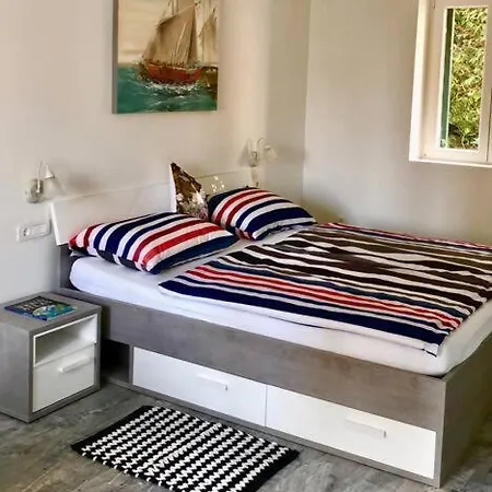 Luxury Studio 2 Near Palace And Beach 아파트