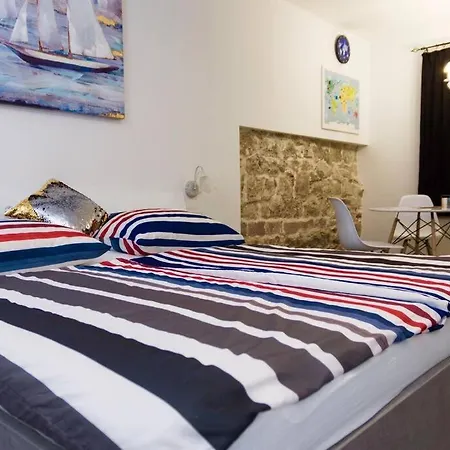 Luxury Studio 2 Near Palace And Beach 스플리트