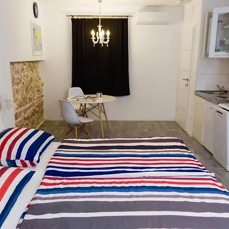 아파트 Luxury Studio 2 Near Palace And Beach *