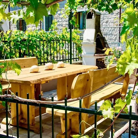 Luxury Studio 2 Near Palace And Beach 스플리트